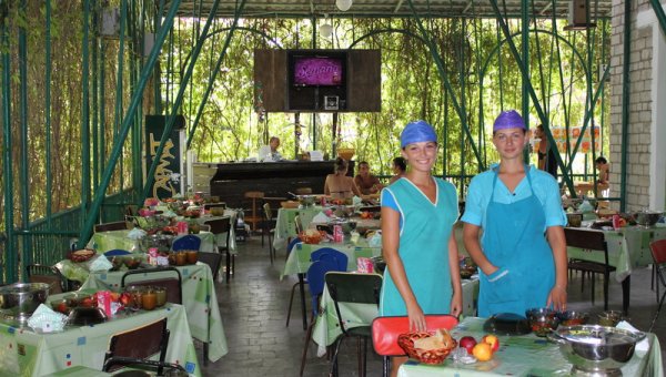 Сотрудники столовой. Пансионат Радуга.