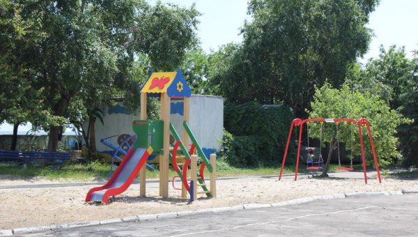 Детская горка в пансионате Радуга.